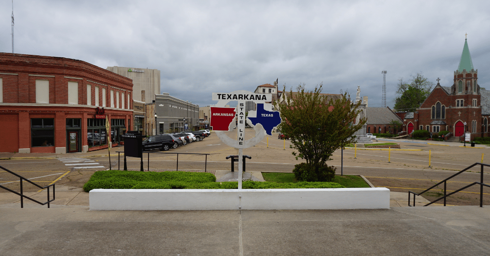 Living on the Edge_ Quirky Border Towns and Their Unique Dividing Lines - Texarkana